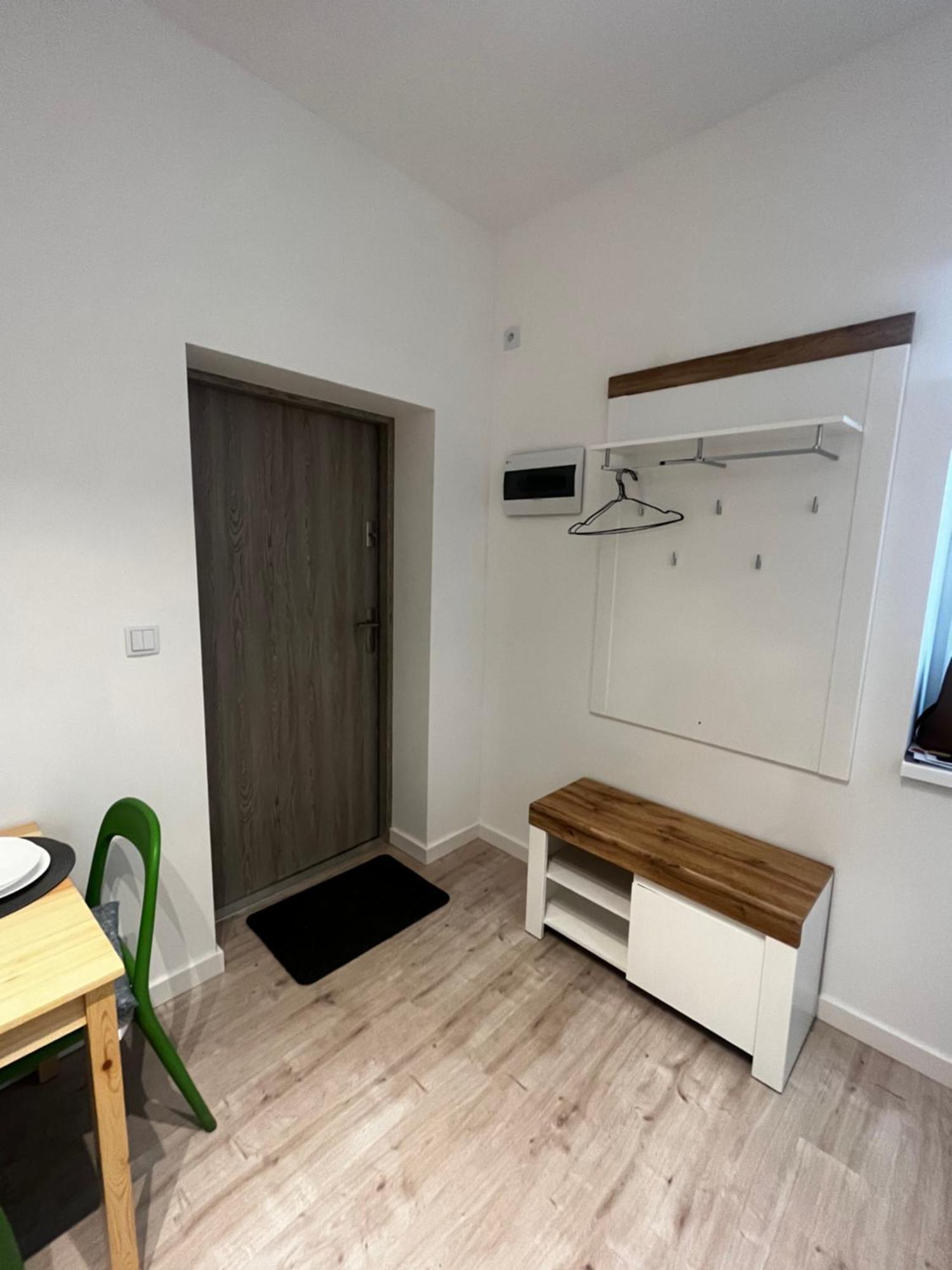 Apartamenty Dbrw Jezyce Posen Exterior foto